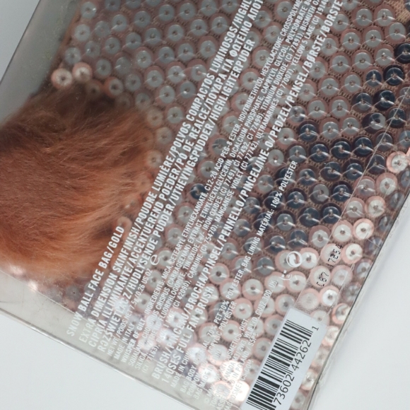 MAC Snowball Face Bag Whisper of Gilt Highligher and Brush - Picture 6 of 8